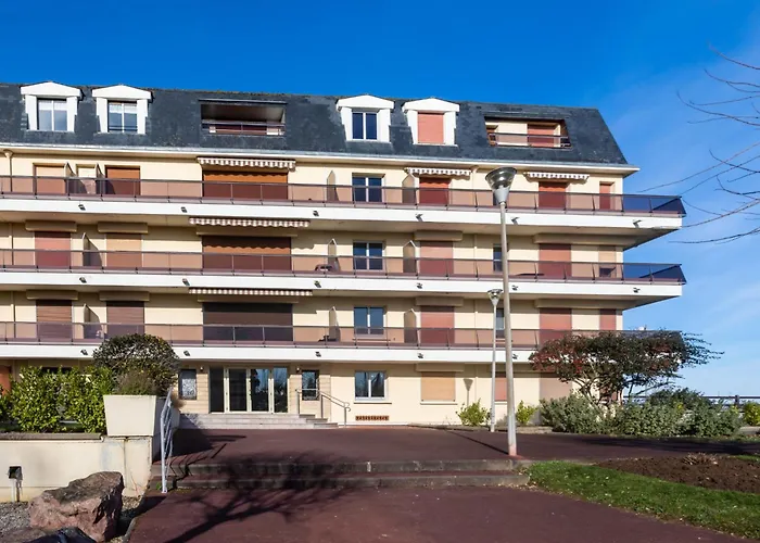 Apartamento Les Caravelles-5 By Interhome Cabourg